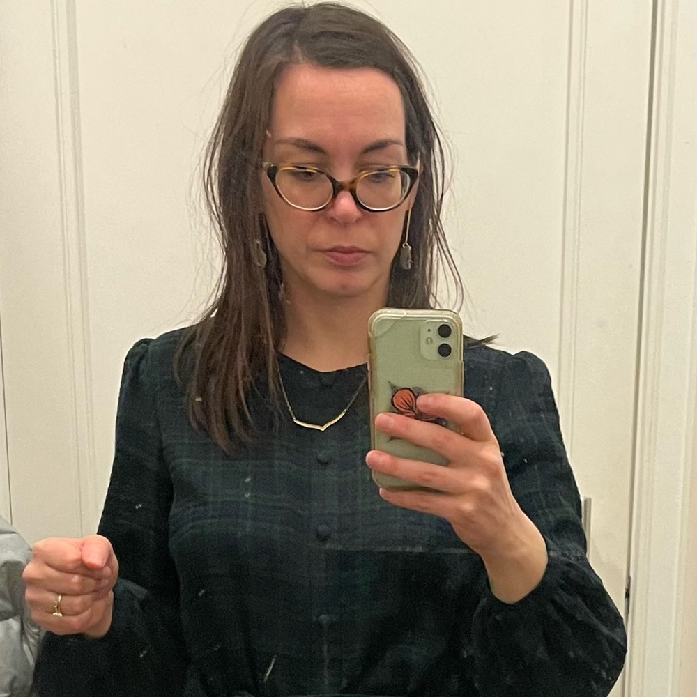 Meet your Posher, Elizabeth